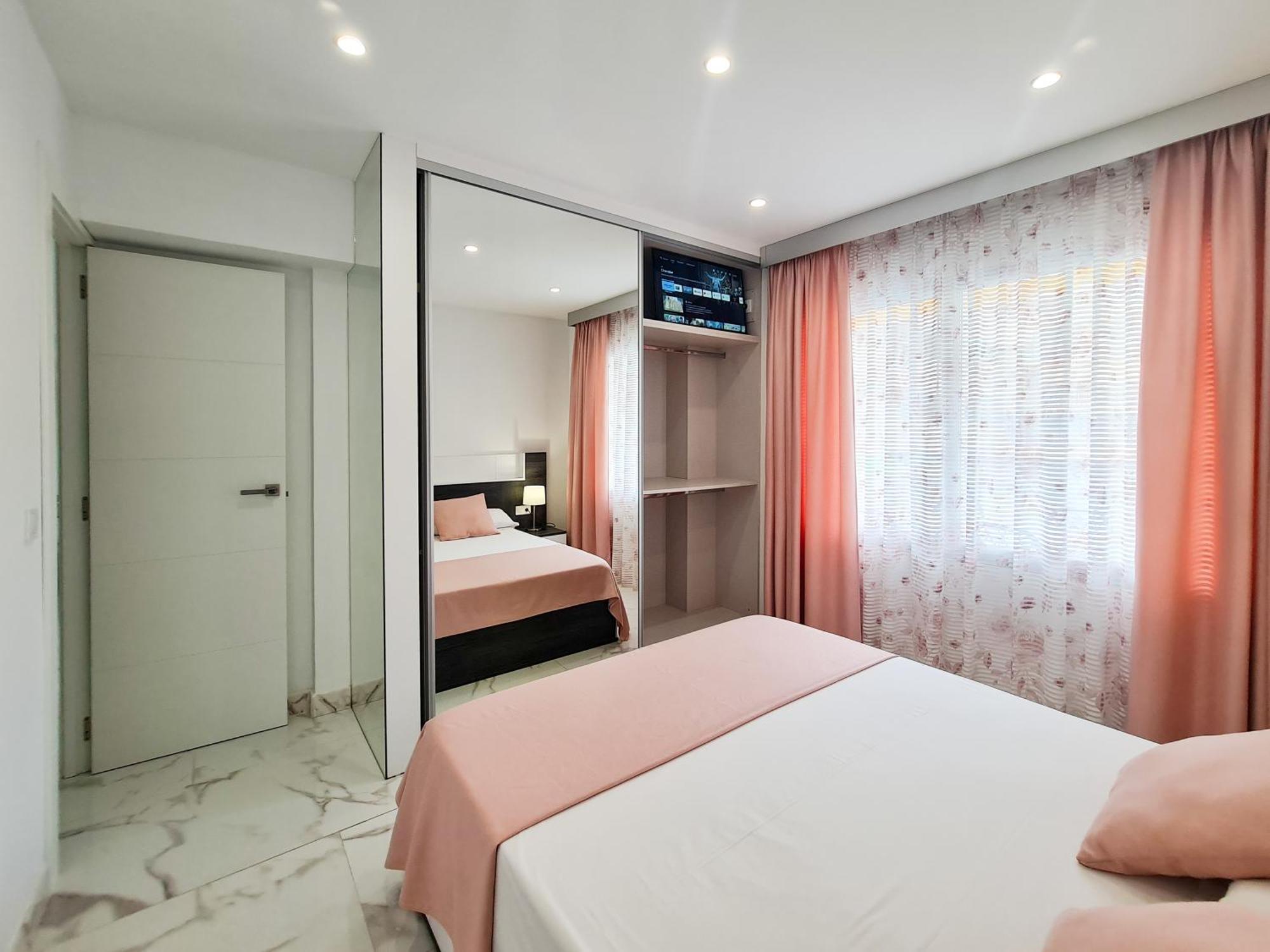 Apartamento Edificio Astoria Бенидорм Экстерьер фото